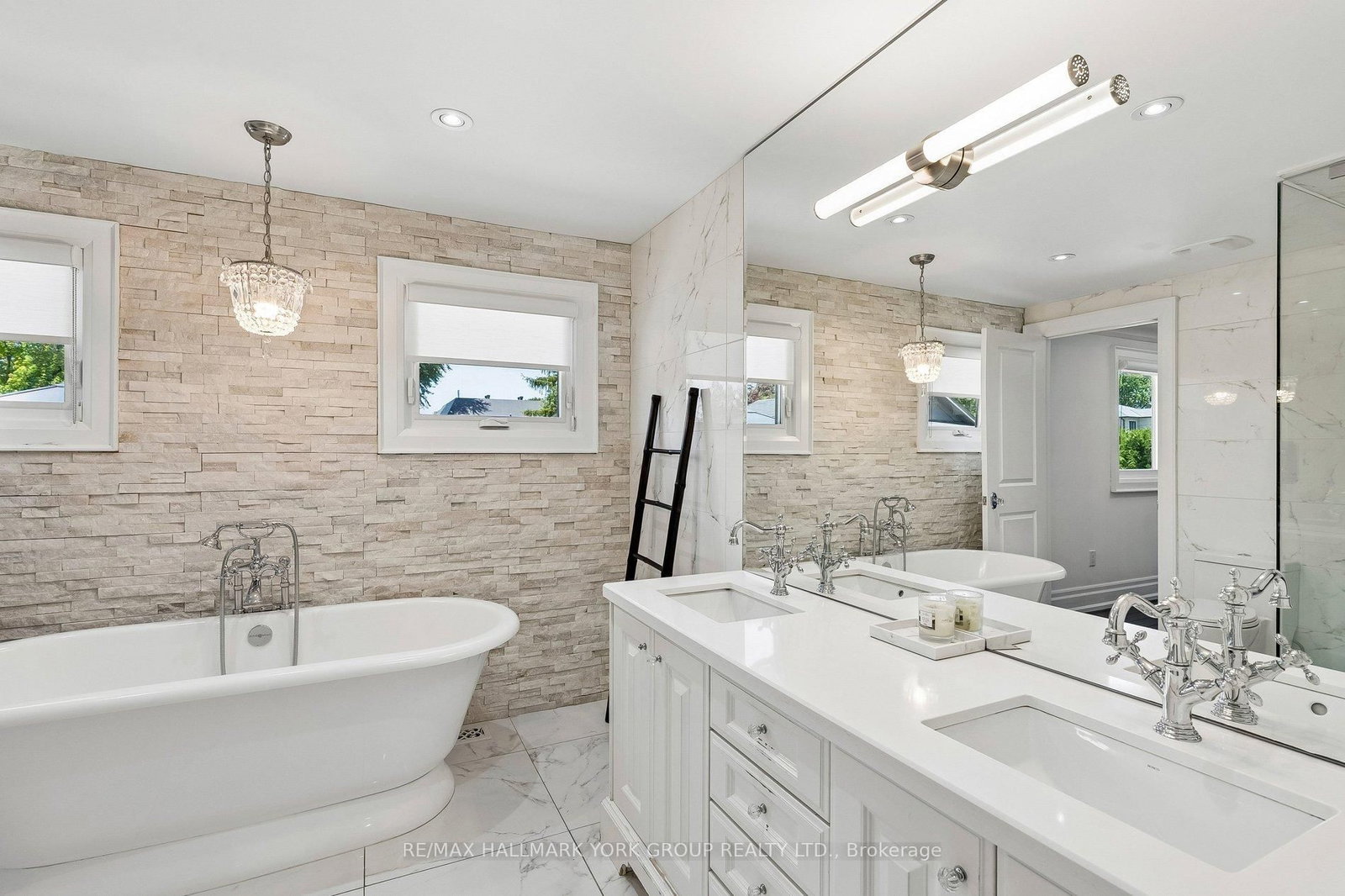 256 Banner Lane • King, ON photo 32