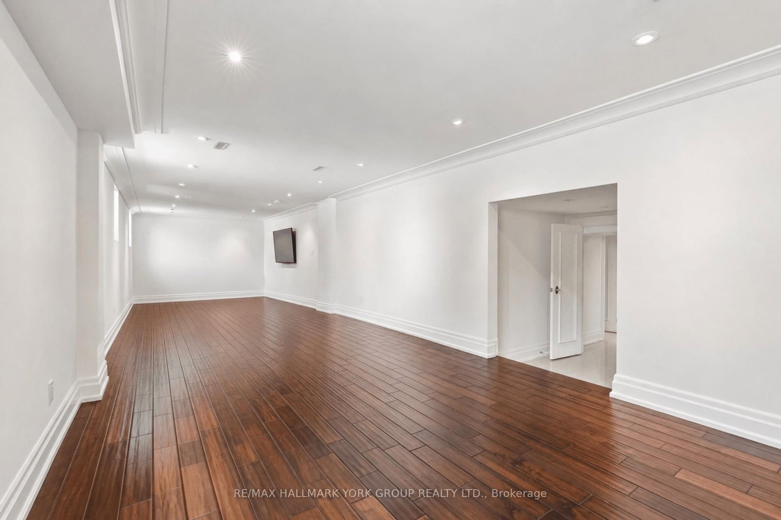 256 Banner Lane • King, ON photo 37