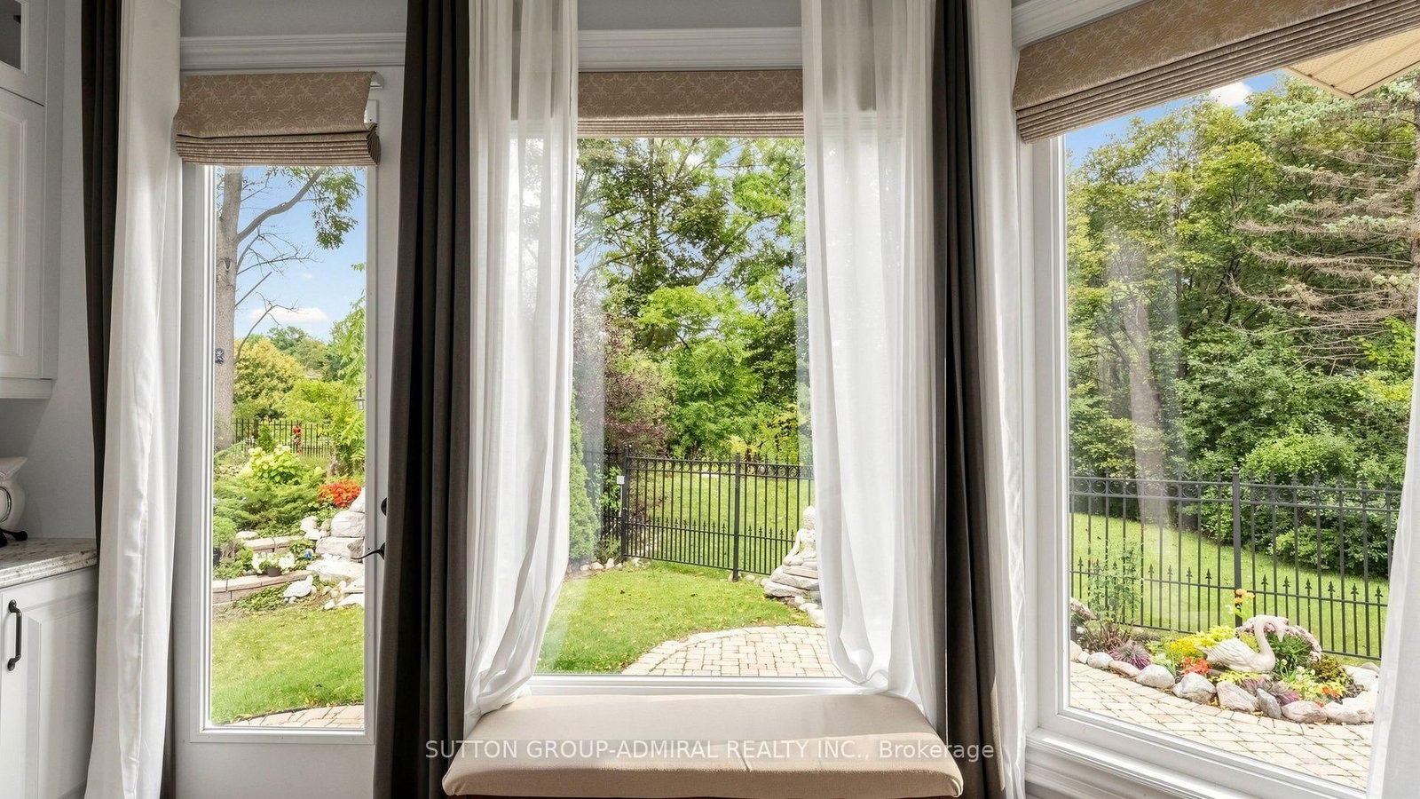 12 Saunders Lane • Markham, ON photo 14