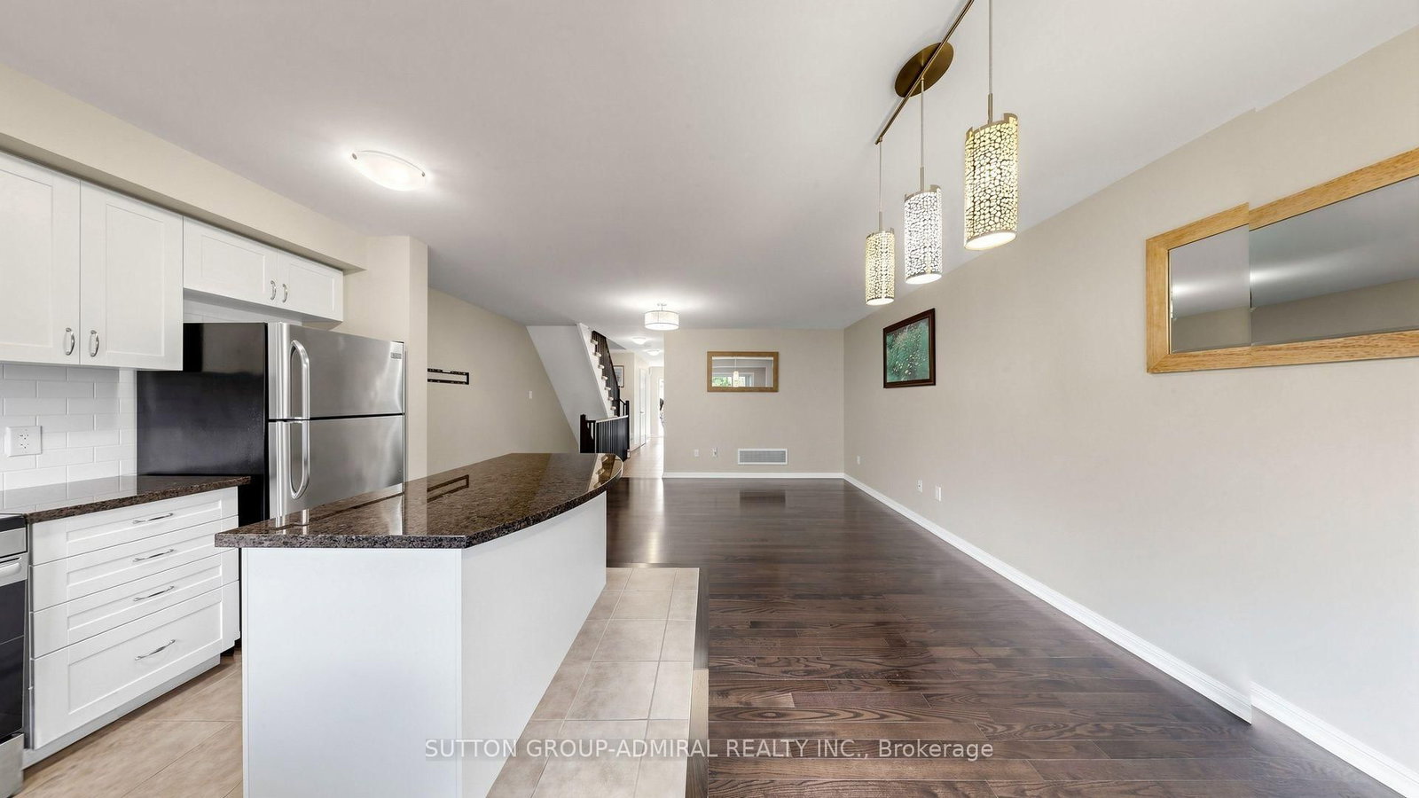46 EDWIN PEARSON Street • Aurora, ON photo 11