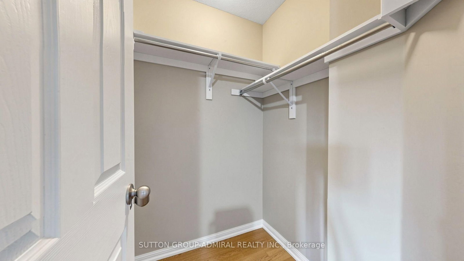 46 EDWIN PEARSON Street • Aurora, ON photo 22