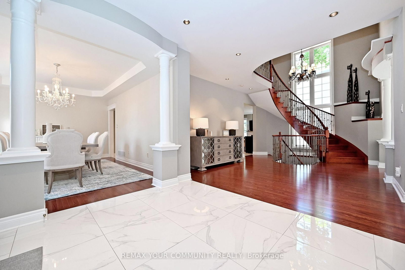 2 Winterberry Drive • Markham, ON photo 8