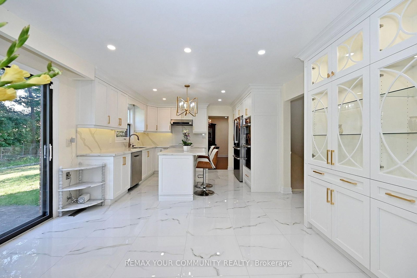 88 Cambridge Crescent • Richmond Hill, ON photo 14
