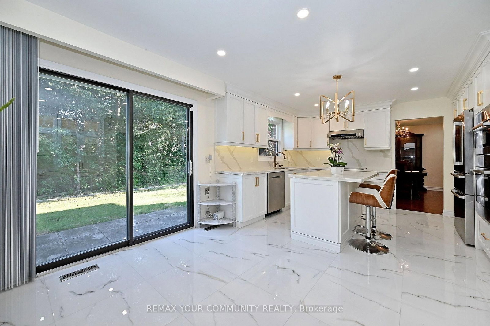 88 Cambridge Crescent • Richmond Hill, ON photo 15