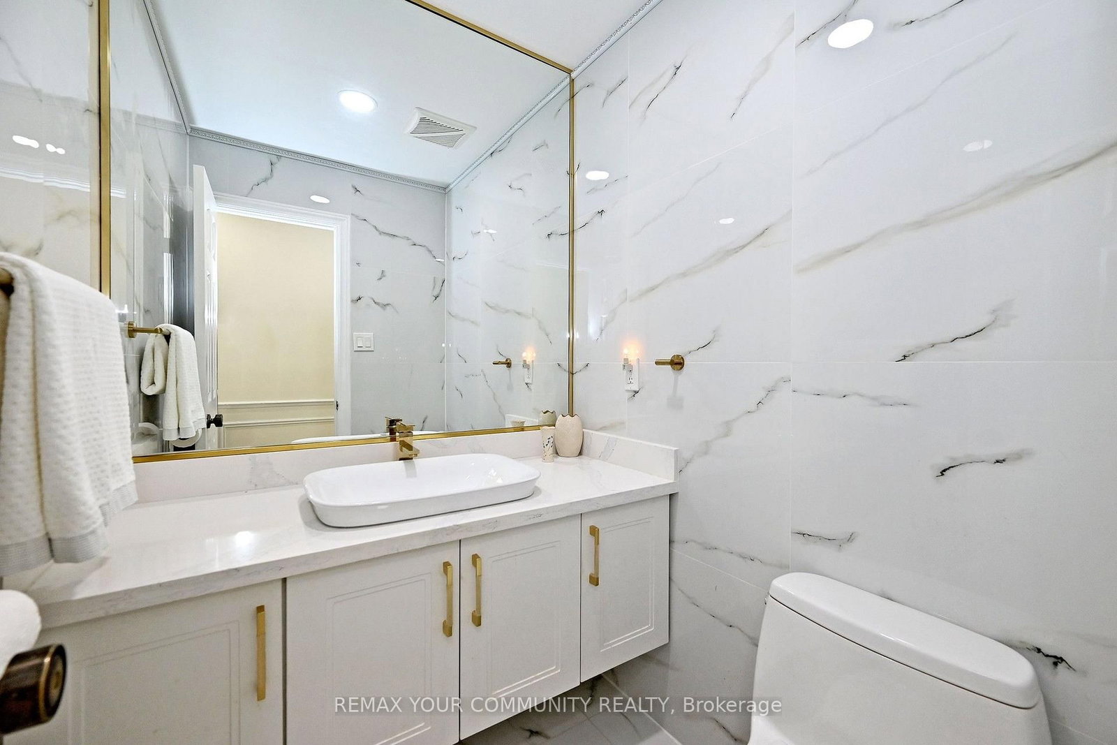 88 Cambridge Crescent • Richmond Hill, ON photo 22