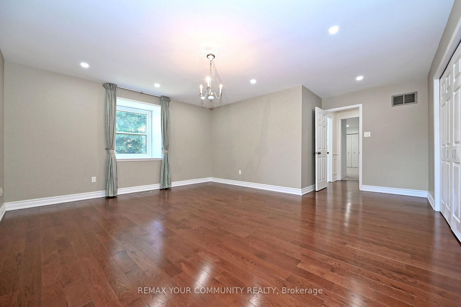 88 Cambridge Crescent • Richmond Hill, ON photo 37