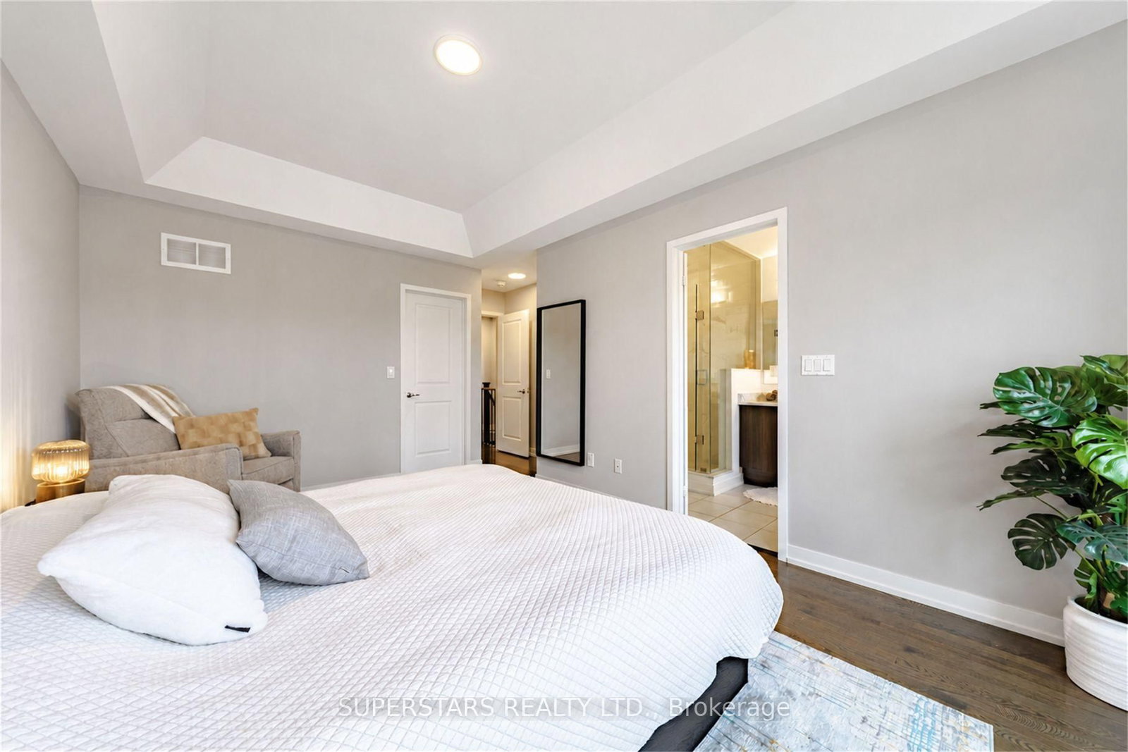 10604 Bathurst Street • Vaughan, ON photo 15