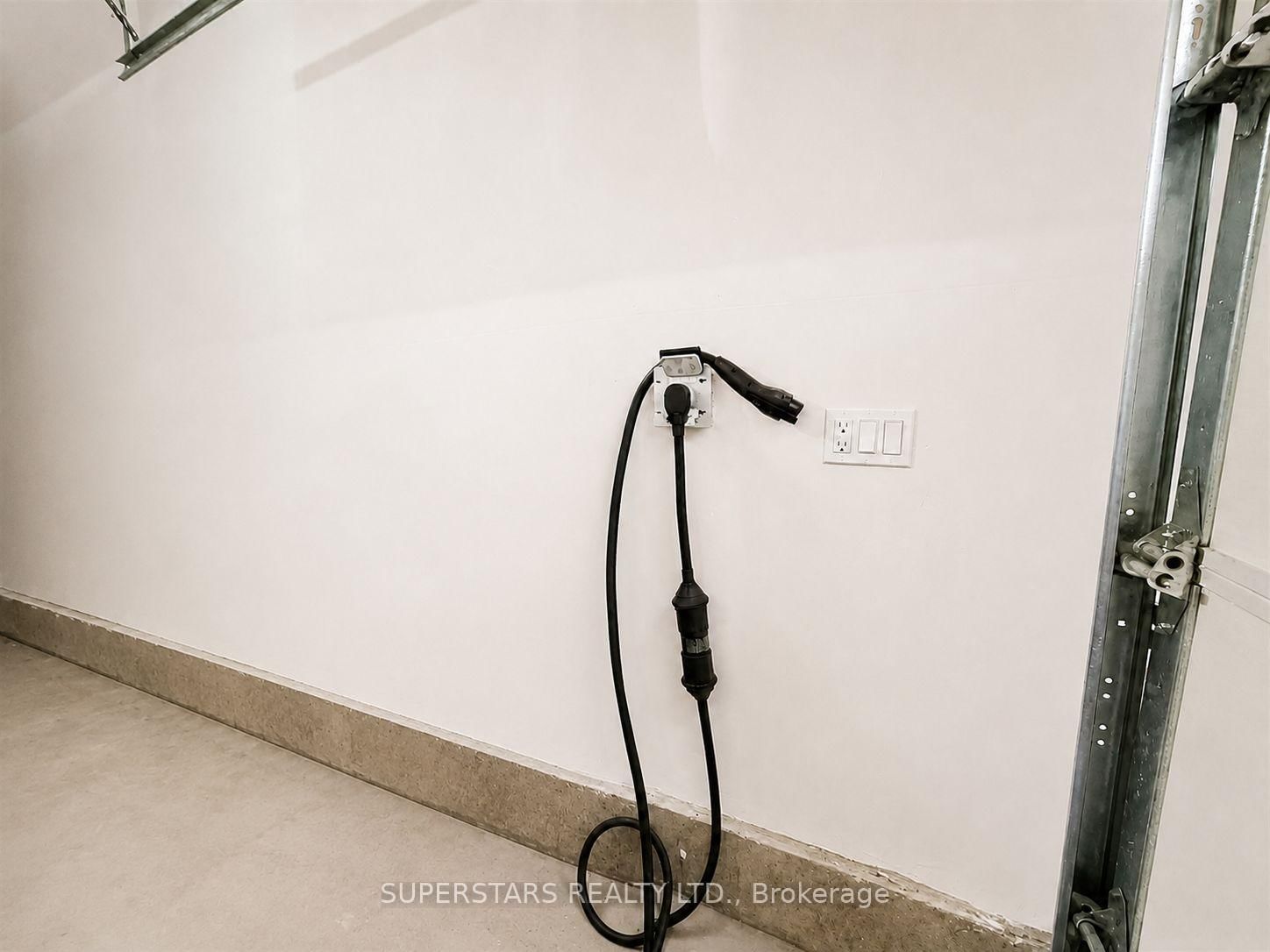10604 Bathurst Street • Vaughan, ON photo 27