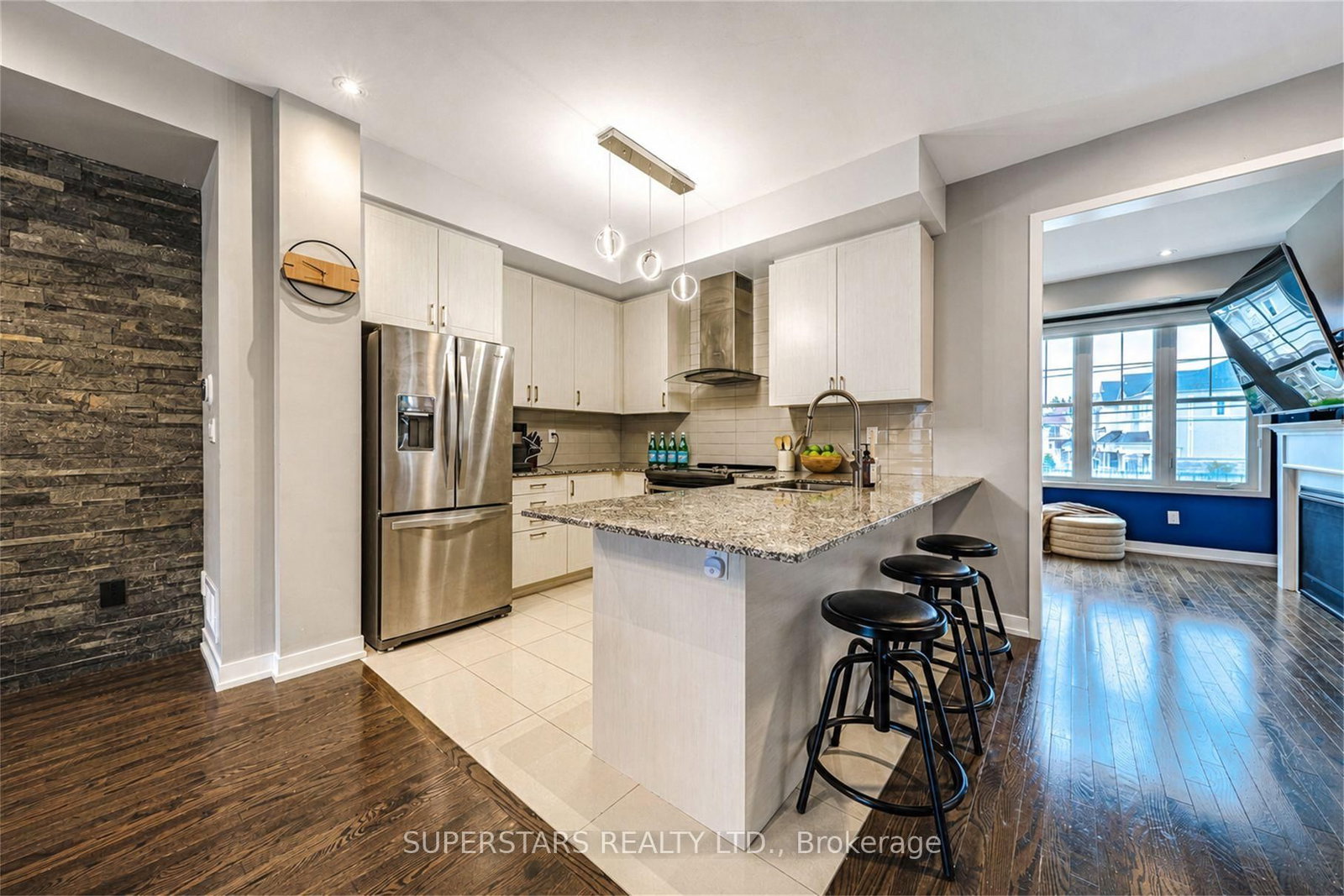 10604 Bathurst Street • Vaughan, ON photo 3