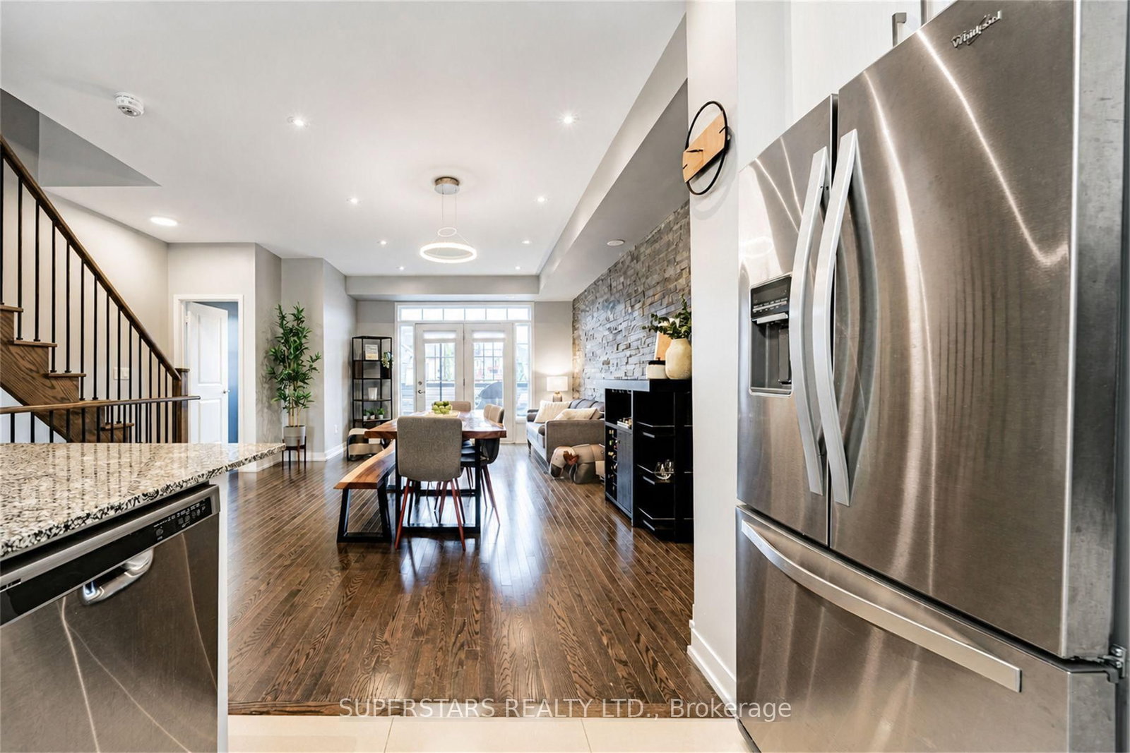 10604 Bathurst Street • Vaughan, ON photo 6