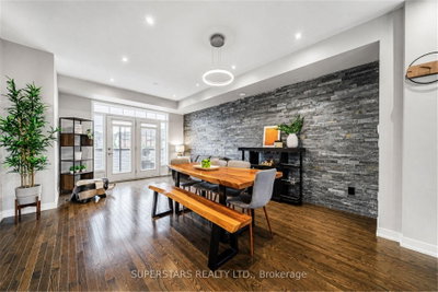 10604 Bathurst Street • Vaughan, ON photo 8