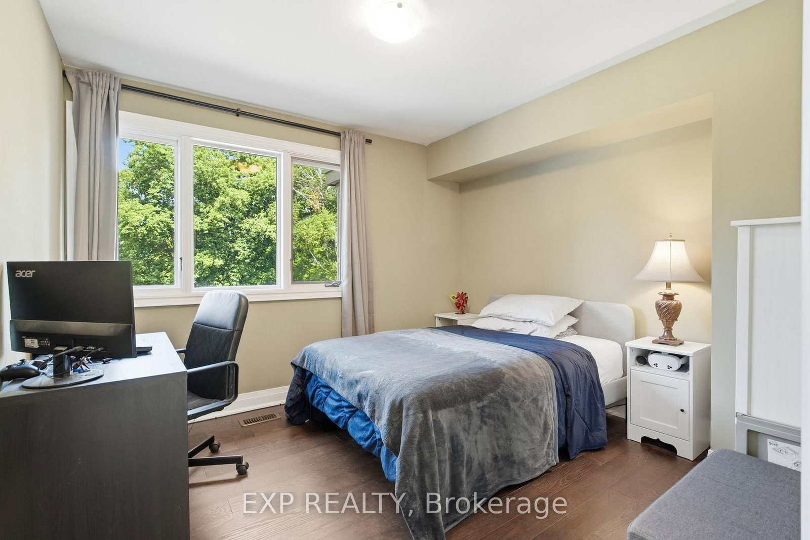 1785 Davis Drive W • King, ON photo 16