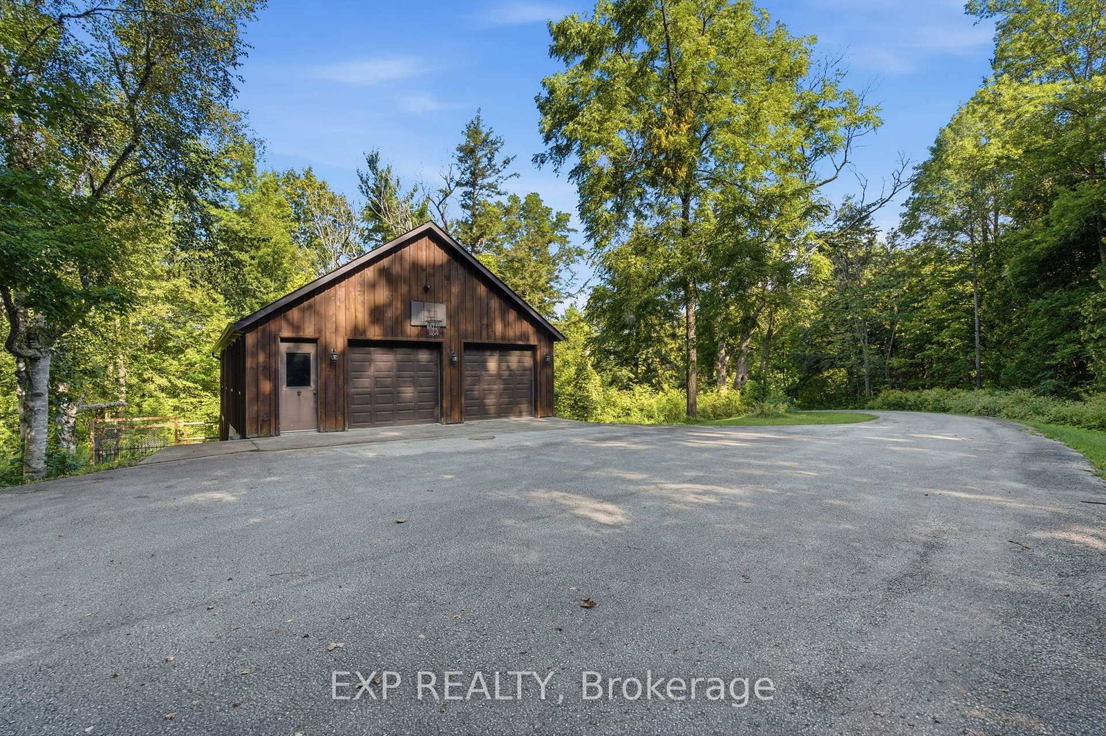 1785 Davis Drive W • King, ON photo 30