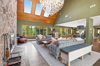 1785 Davis Drive W • King, ON photo 7