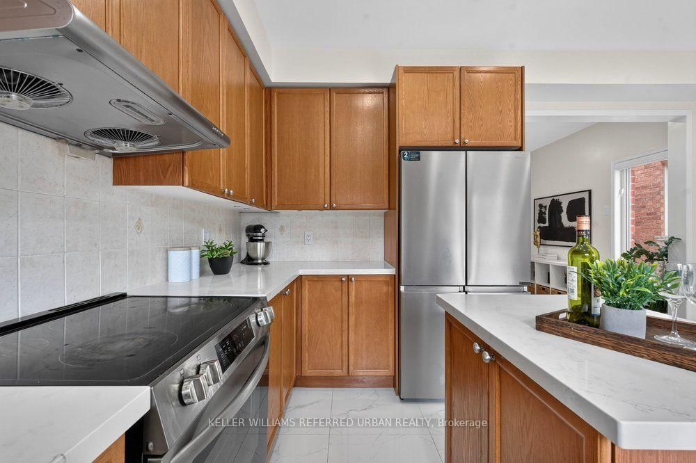 571 Reeves Way Boulevard • Whitchurch-Stouffville, ON photo 14