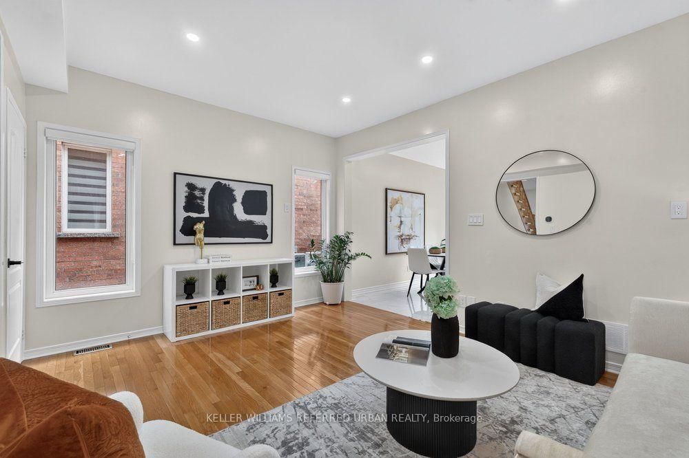 571 Reeves Way Boulevard • Whitchurch-Stouffville, ON photo 9