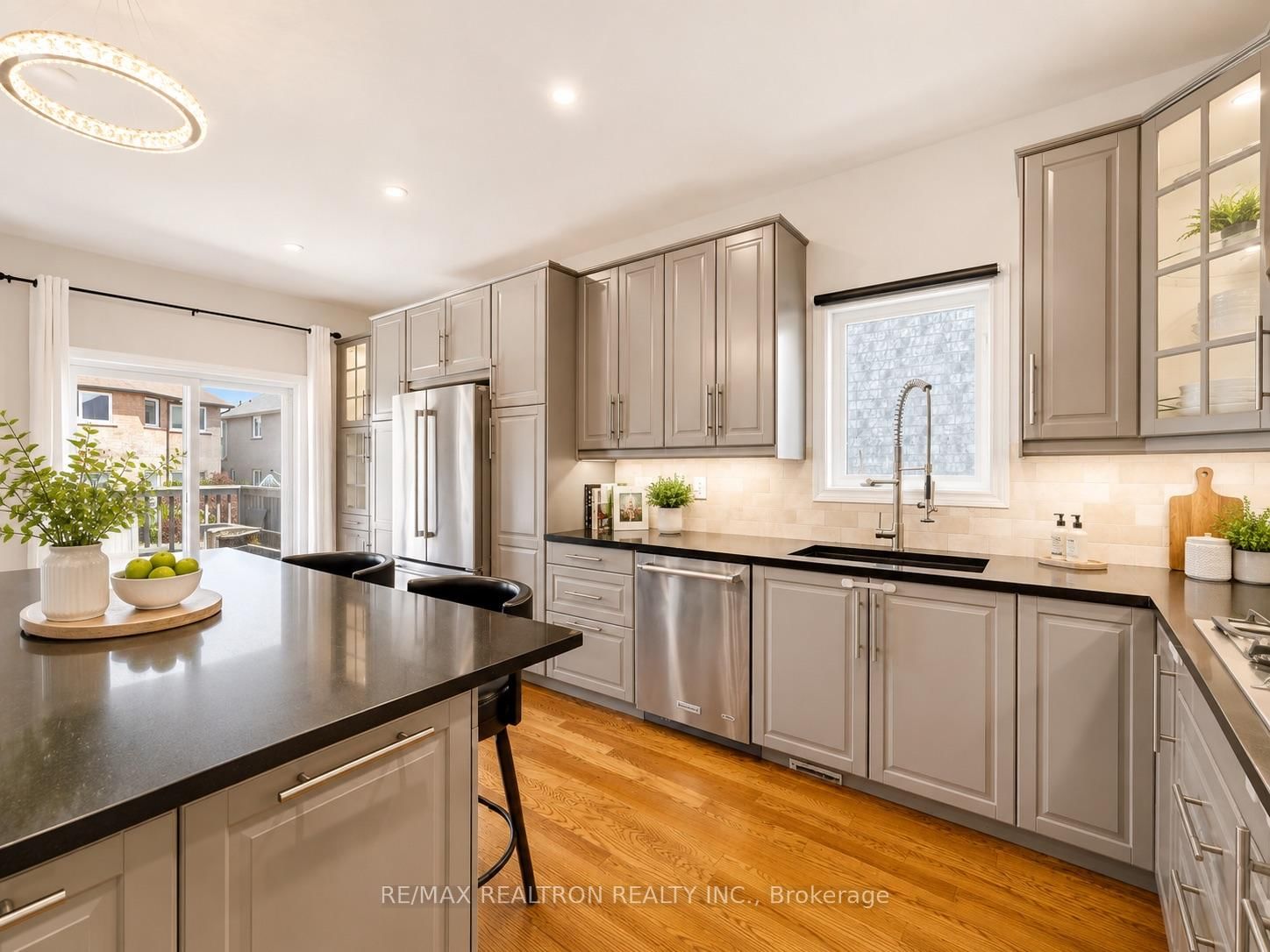 134 Humberland Drive • Richmond Hill, ON photo 10