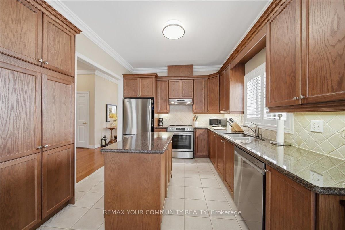 51 Tonner Crescent • Aurora, ON photo 13