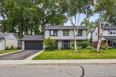 69 Nisbet Drive • Aurora, ON photo 2