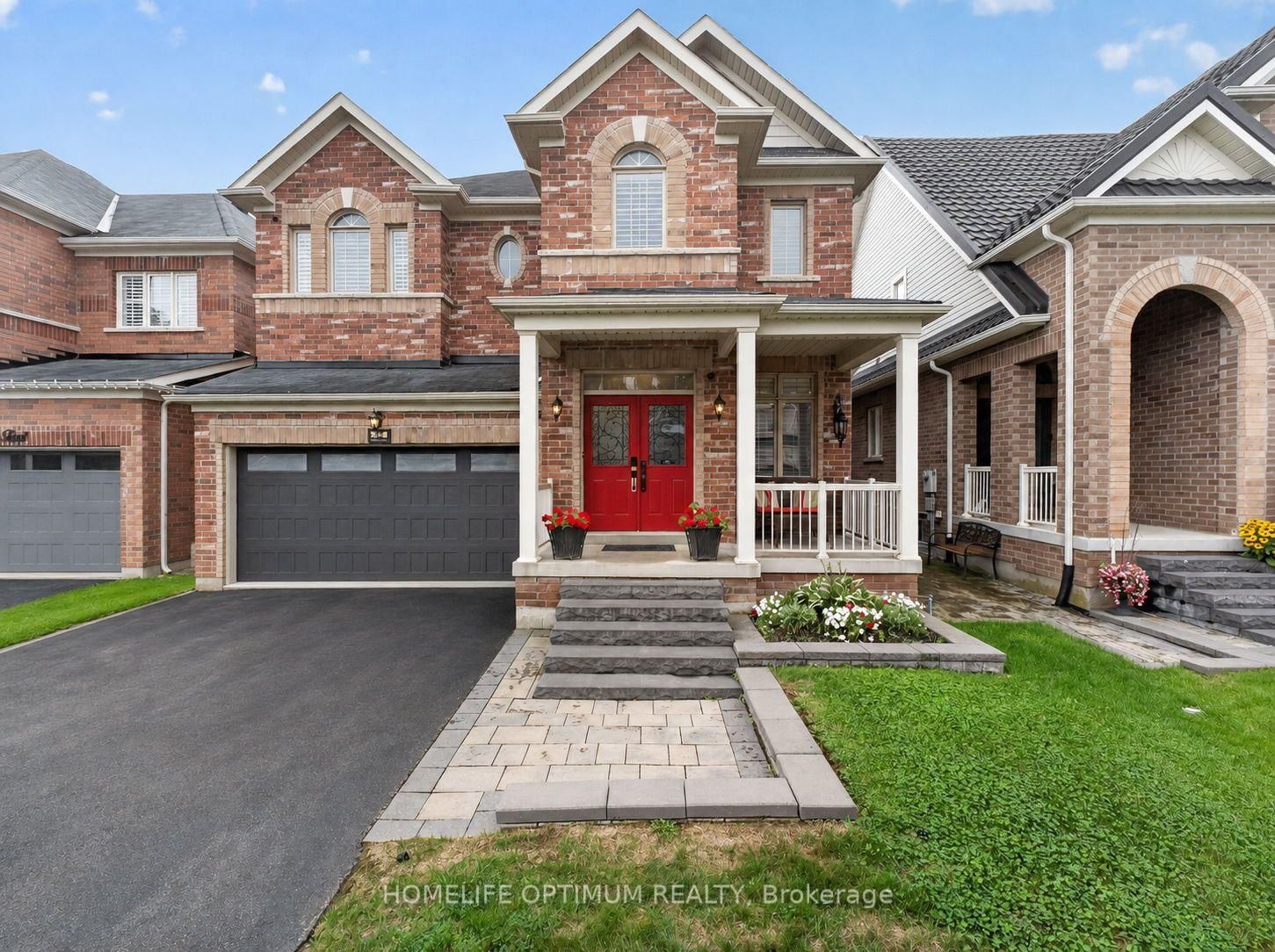 83 Strachan Trail • New Tecumseth, ON photo 2