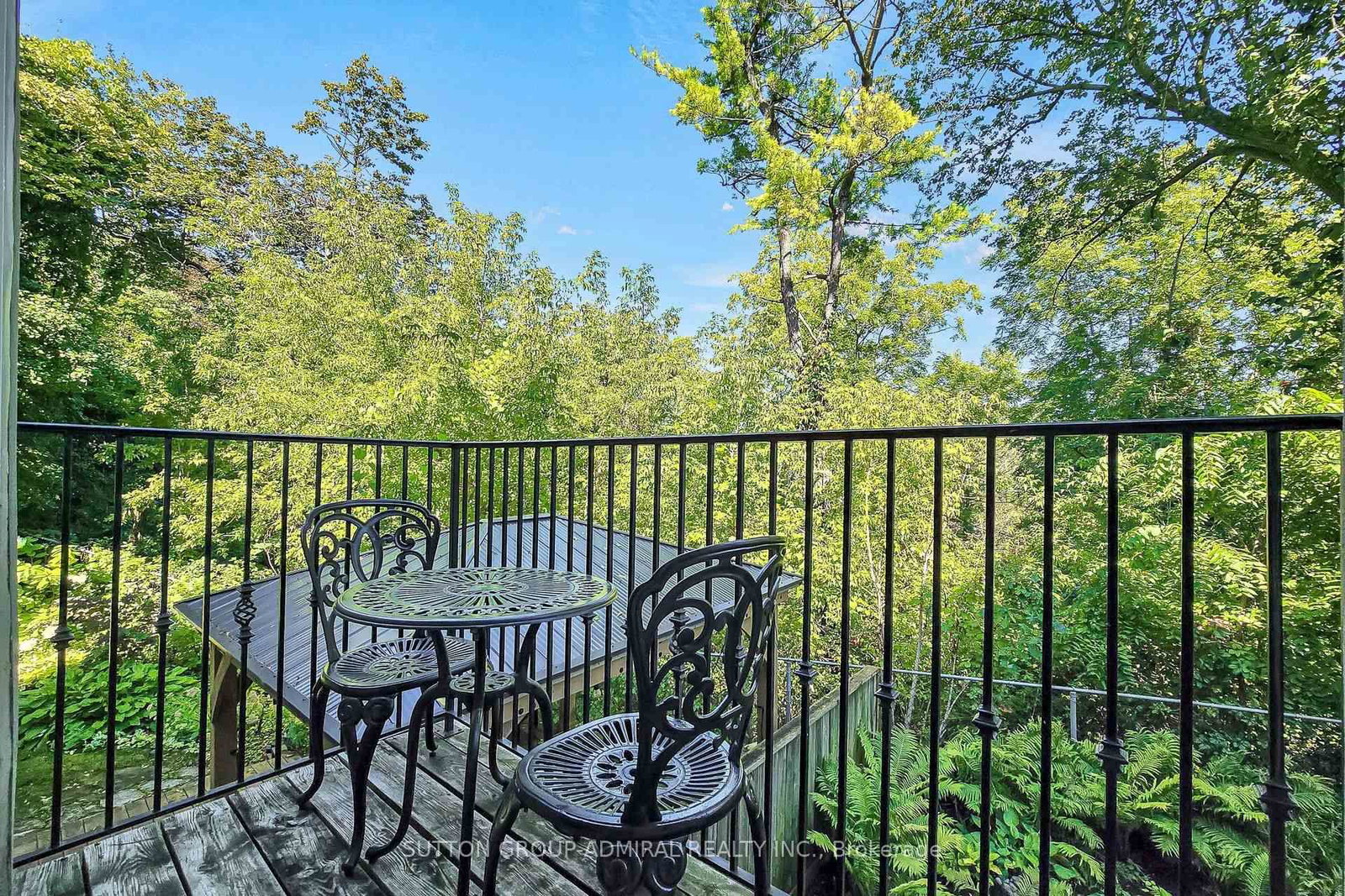 2002 John Street • Markham, ON photo 36