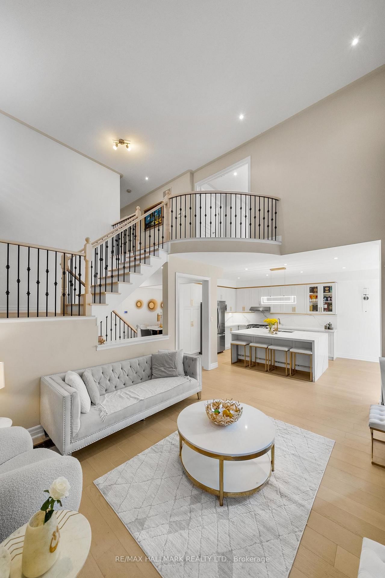 101 Ravine Edge Drive • Richmond Hill, ON photo 12