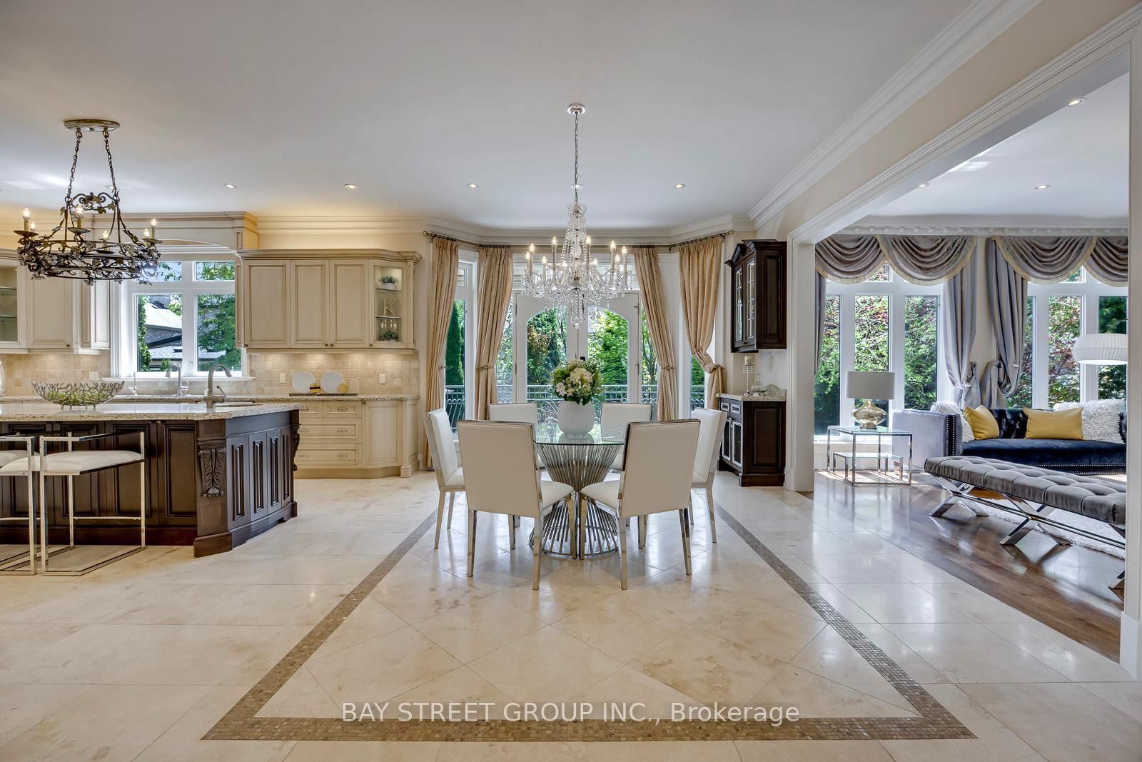 56 Winchester Lane • Richmond Hill, ON photo 21