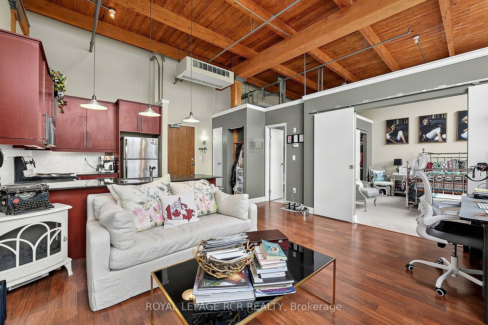 543 Timothy Street • #207 • Newmarket, ON photo 9