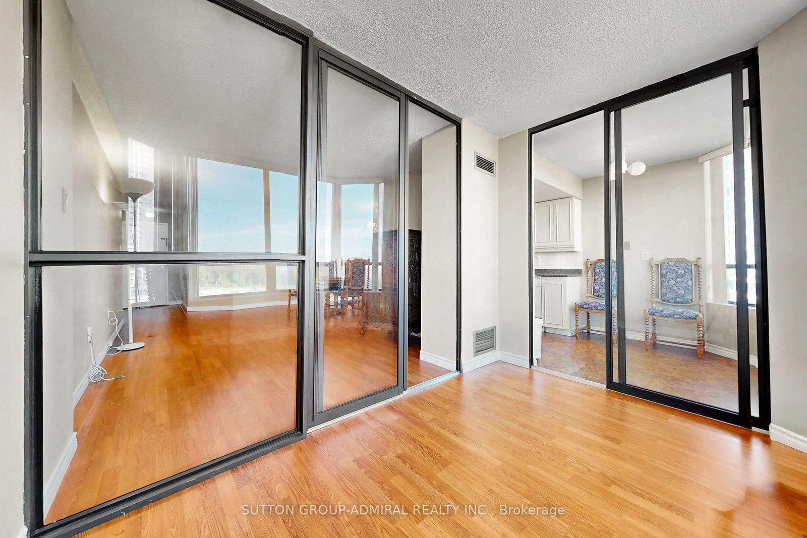 7460 Bathurst Street • #711 • Vaughan, ON photo 15
