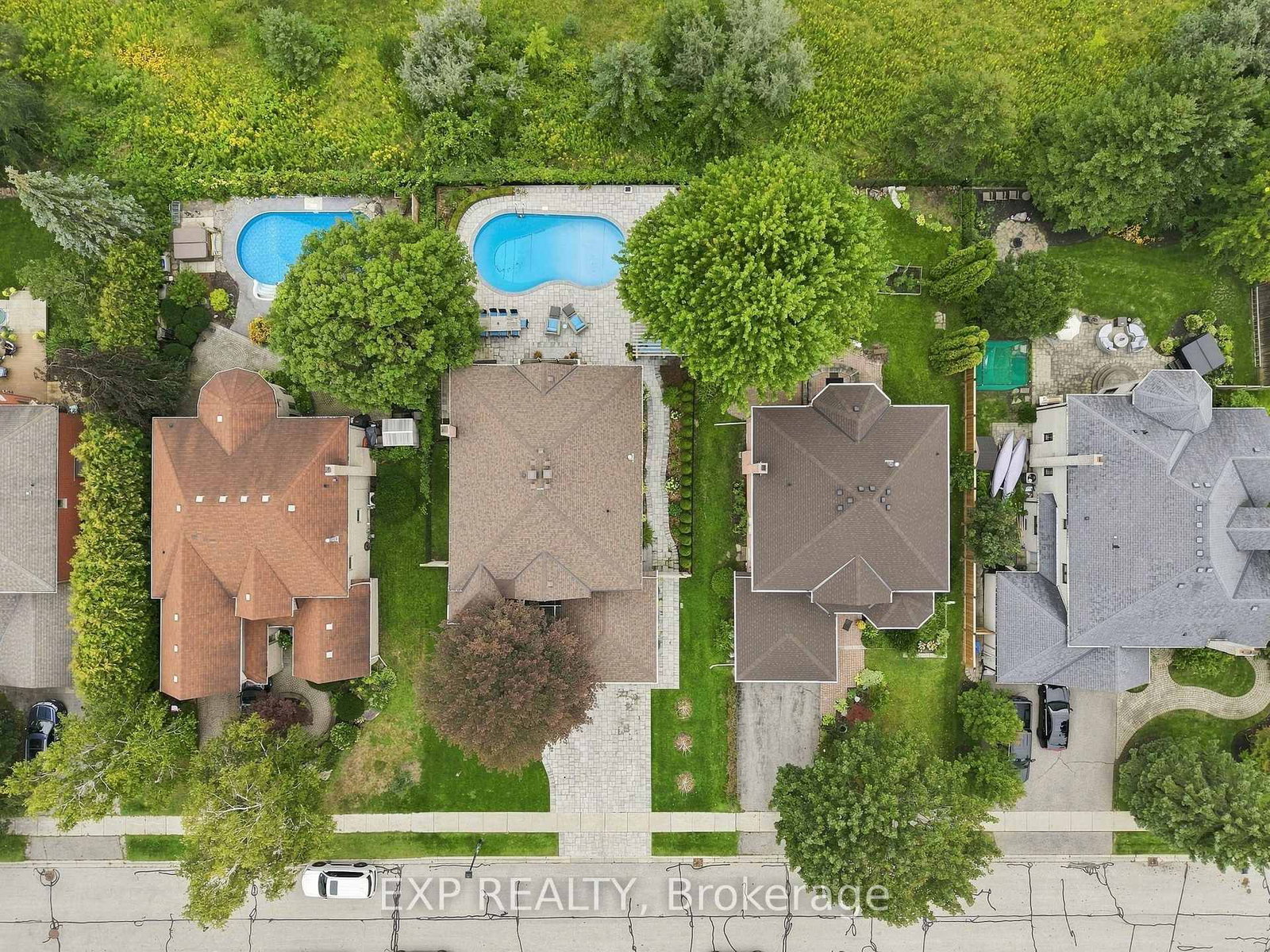 655 Culler Mews • Newmarket, ON photo 43