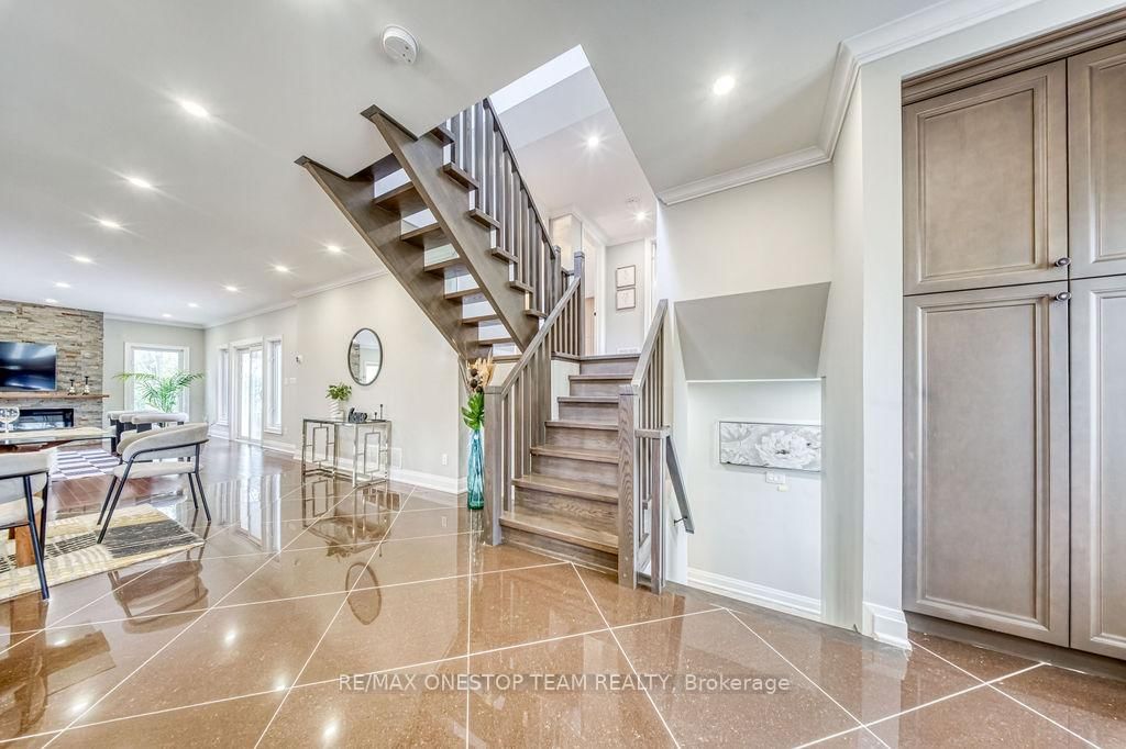 95 Sciberras Road • Markham, ON photo 13