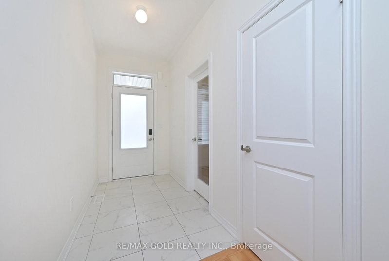 1345 Davis Loop
