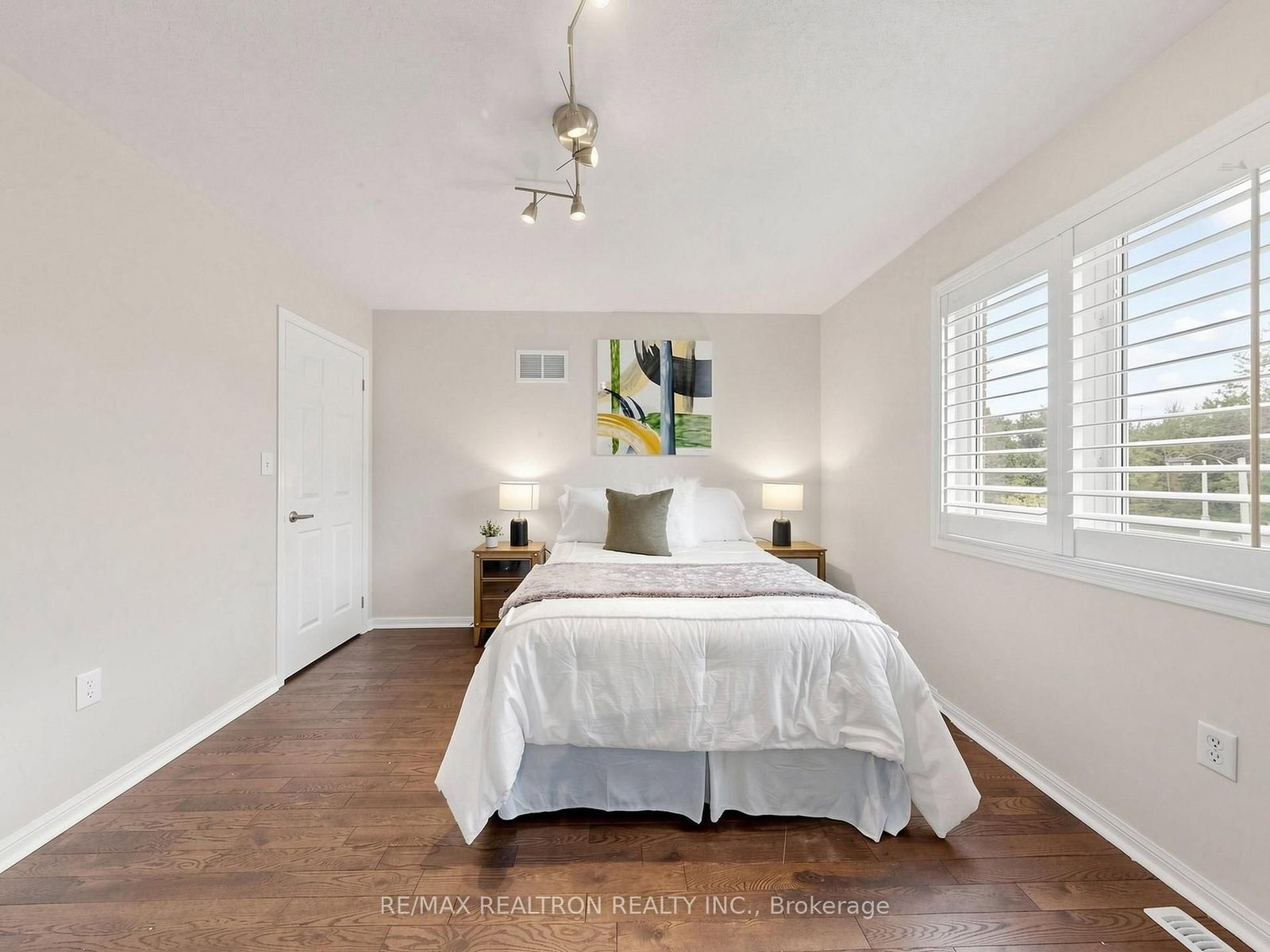 92 Clausfarm Lane • Whitchurch-Stouffville, ON photo 29
