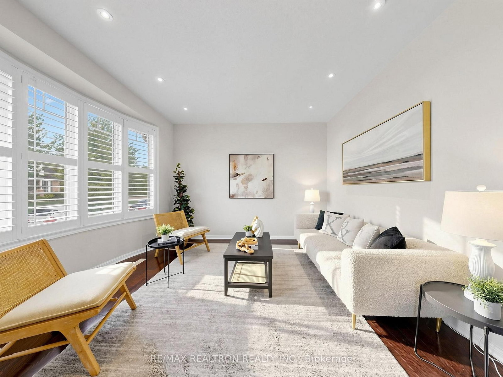 92 Clausfarm Lane • Whitchurch-Stouffville, ON photo 9