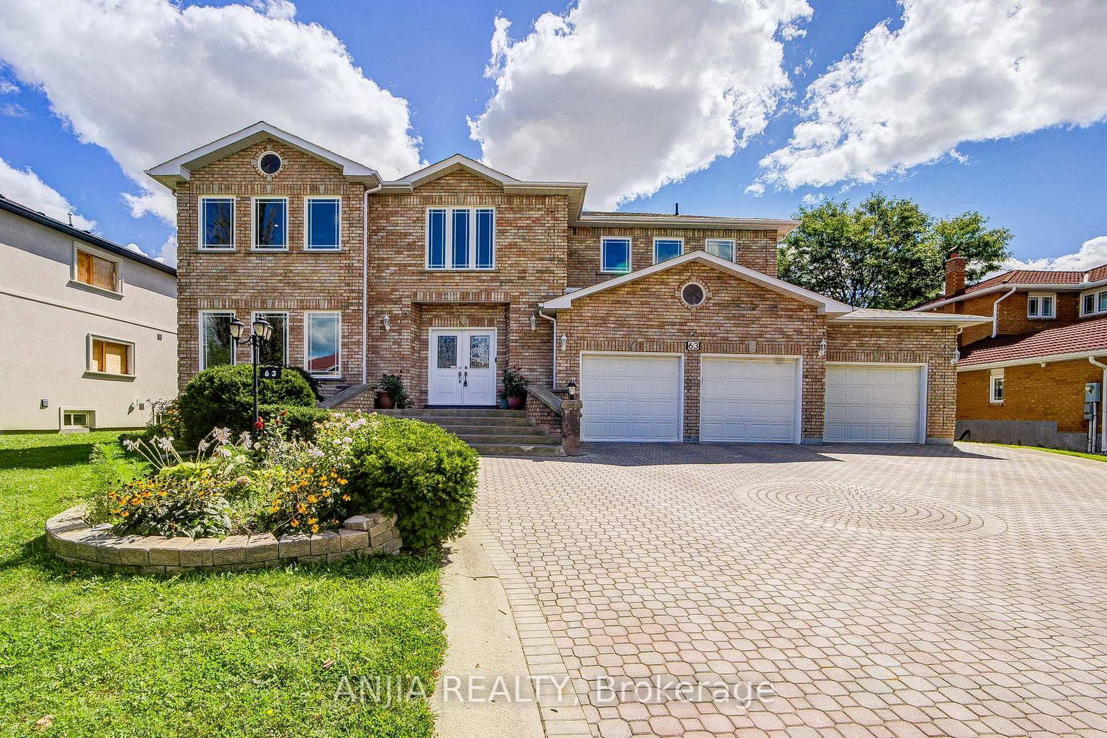 63 Beckenridge Drive • Markham, ON photo 1