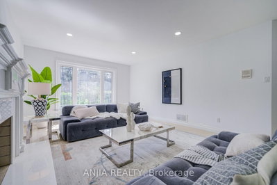 63 Beckenridge Drive • Markham, ON photo 9
