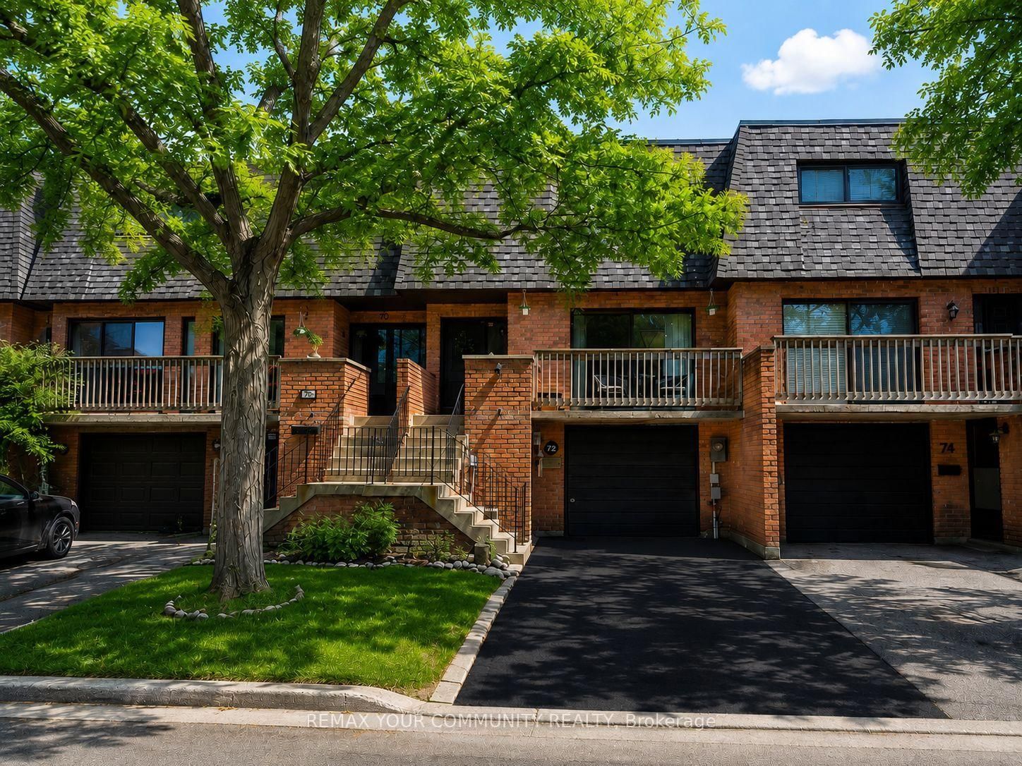 72 Ashglen Way • #16 • Markham, ON photo 1