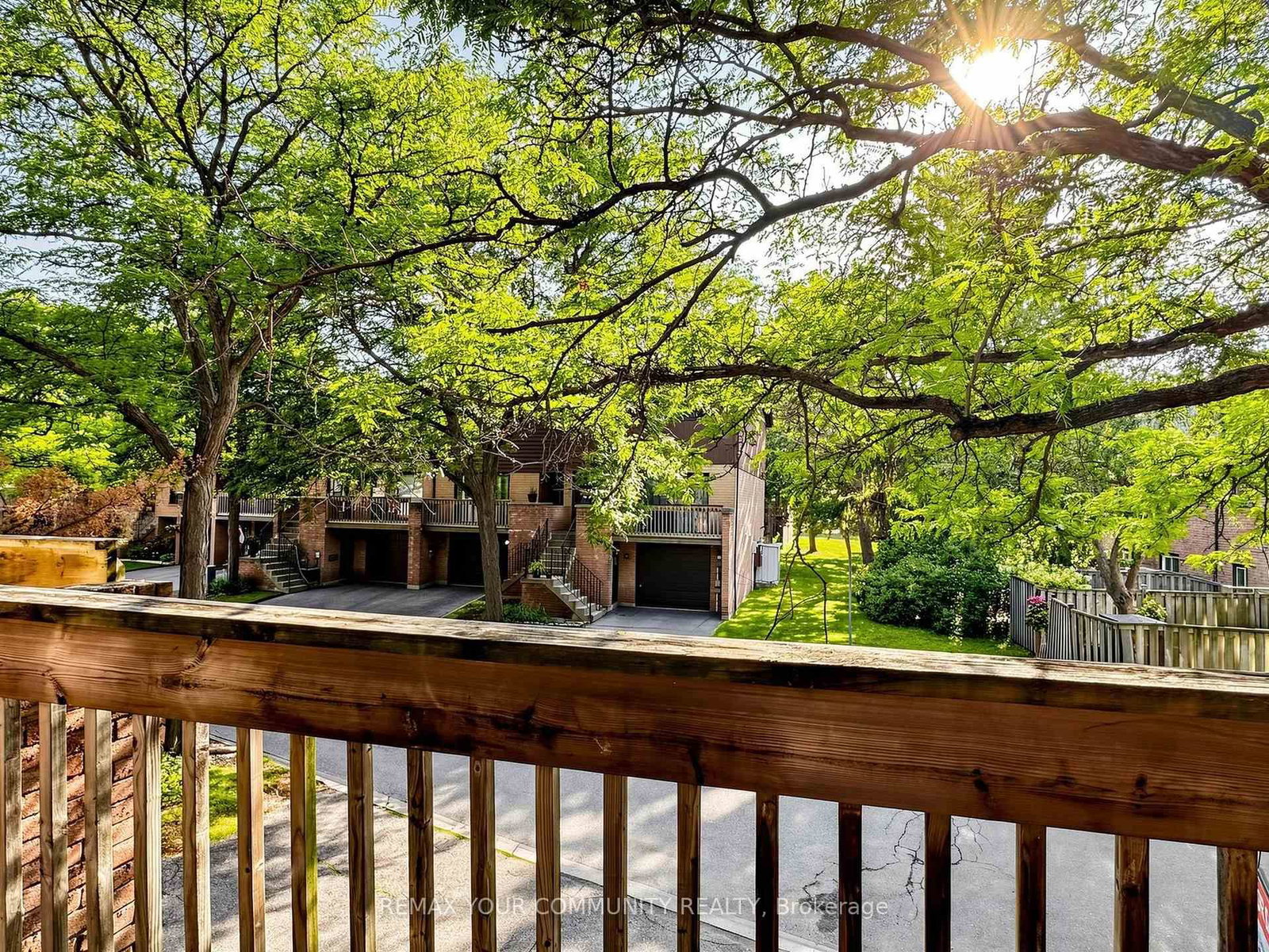 72 Ashglen Way • #16 • Markham, ON photo 44