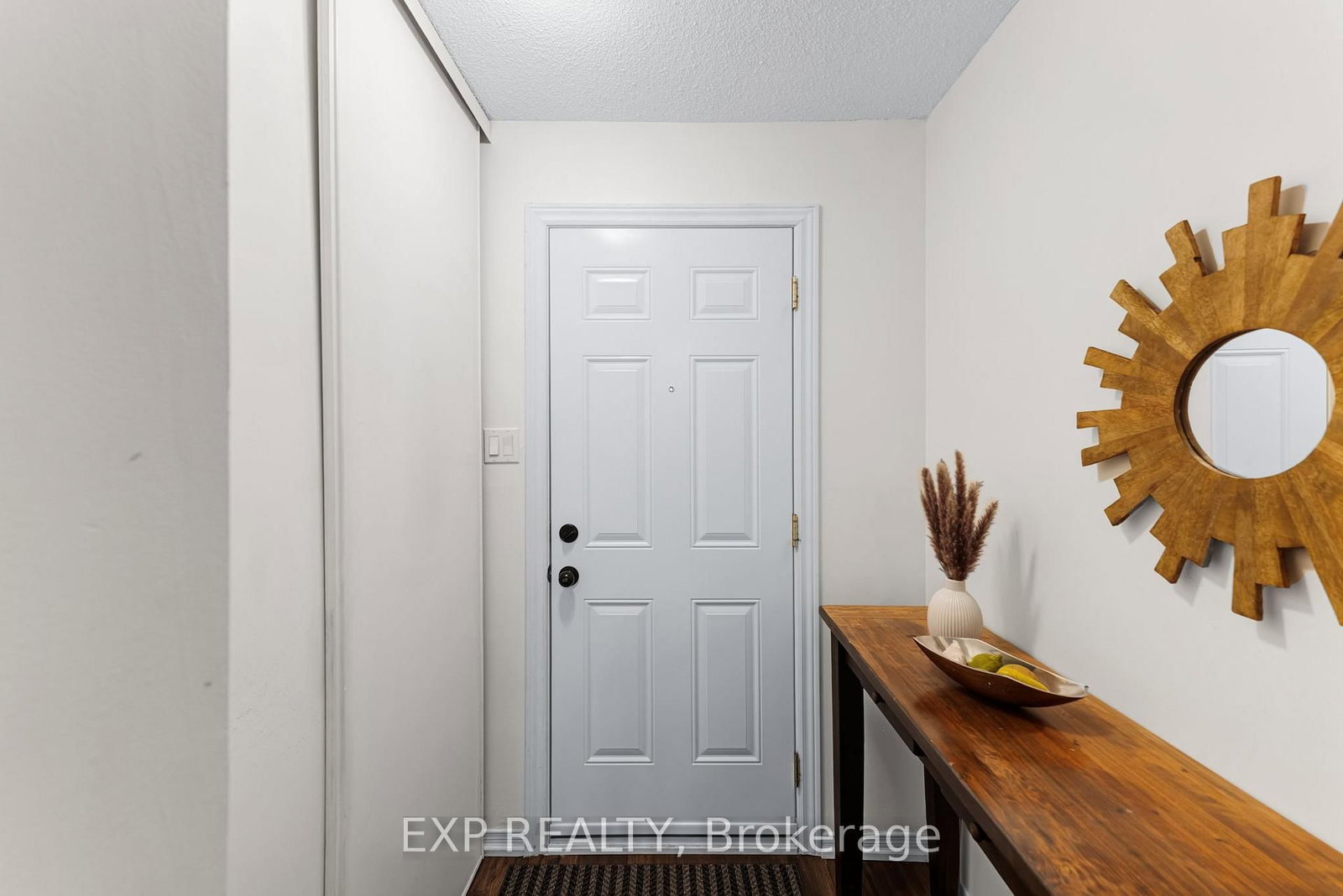115 Main Street S • #28 • Newmarket, ON photo 4