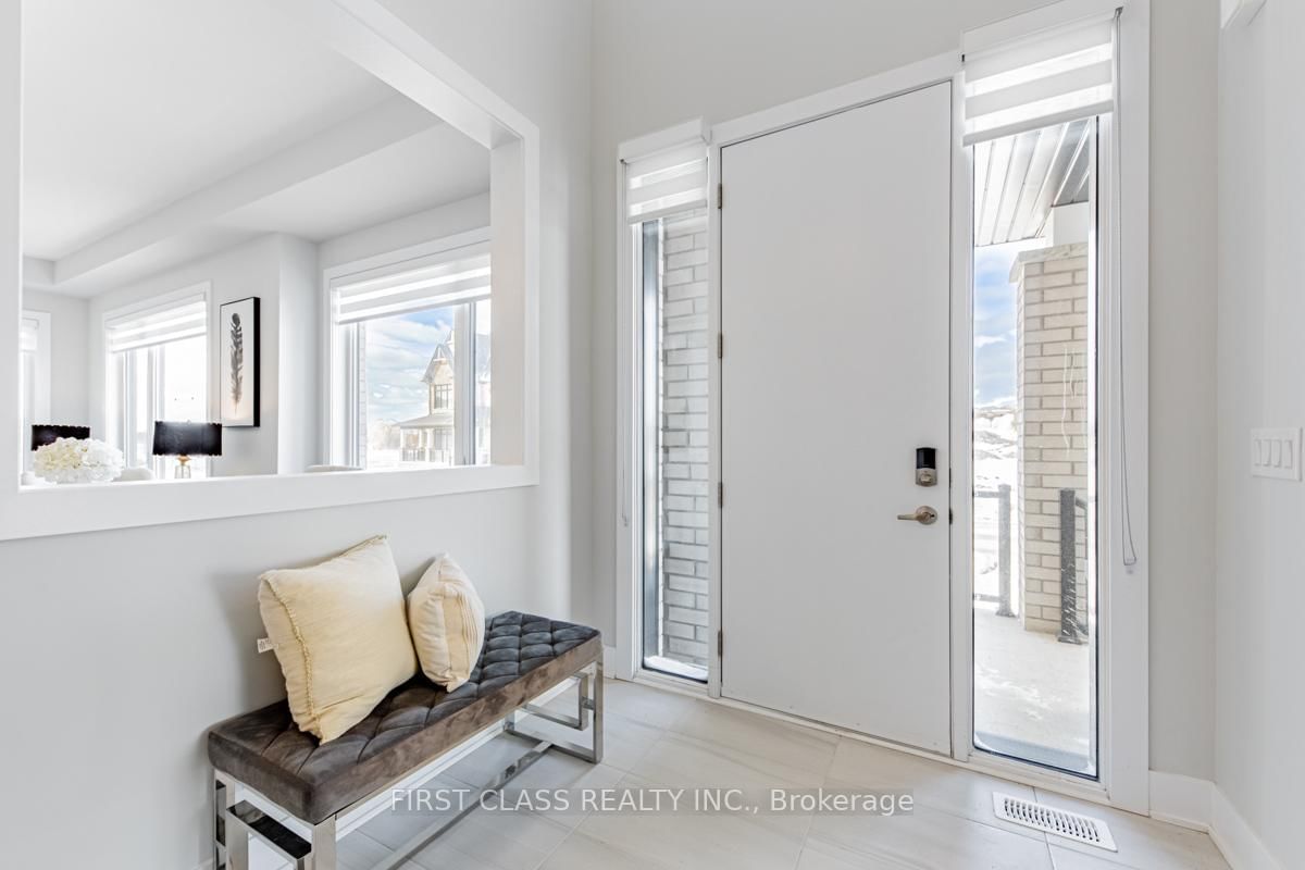 11 Godfrey Willis Drive • Markham, ON photo 5