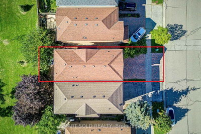 6 Sugarforest Drive • Vaughan, ON photo 5