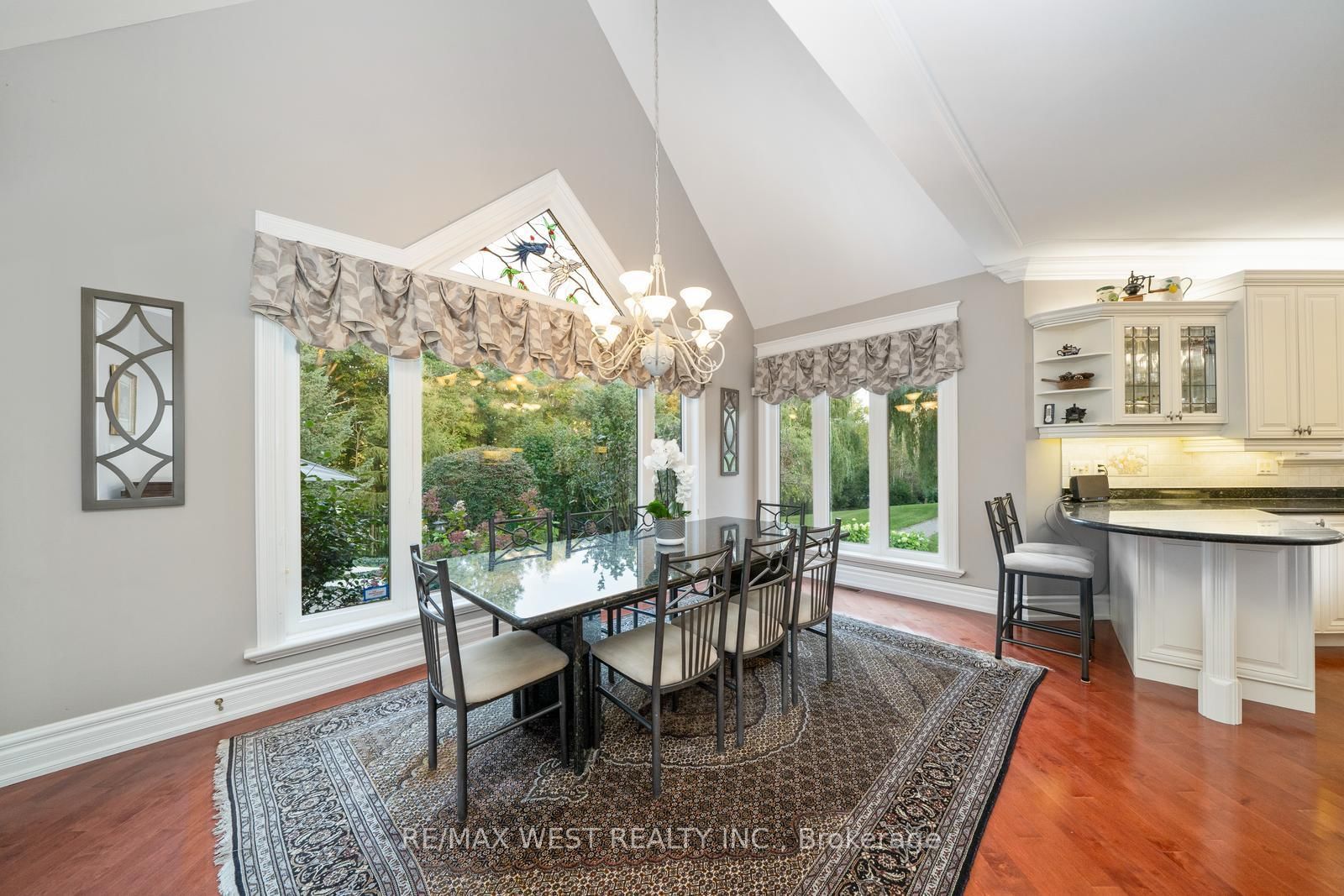 5775 Kirby Road • Vaughan, ON photo 19