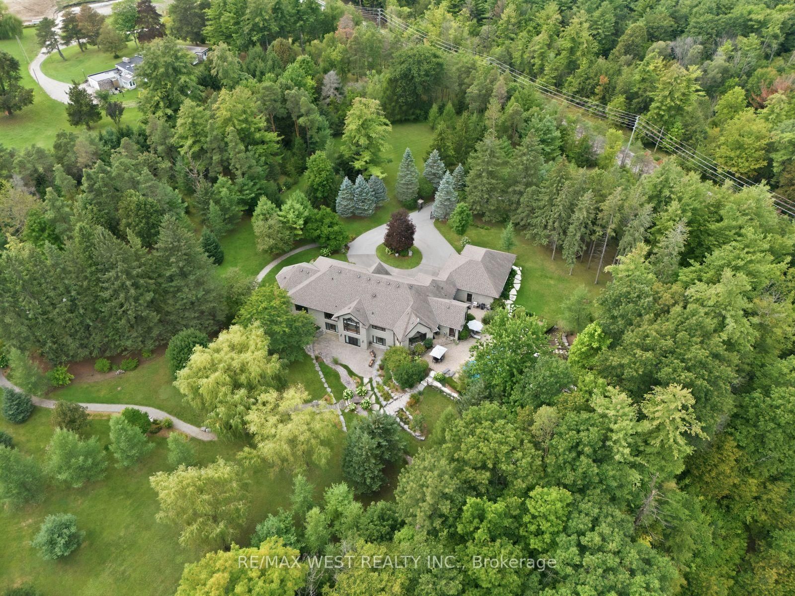 5775 Kirby Road • Vaughan, ON photo 3