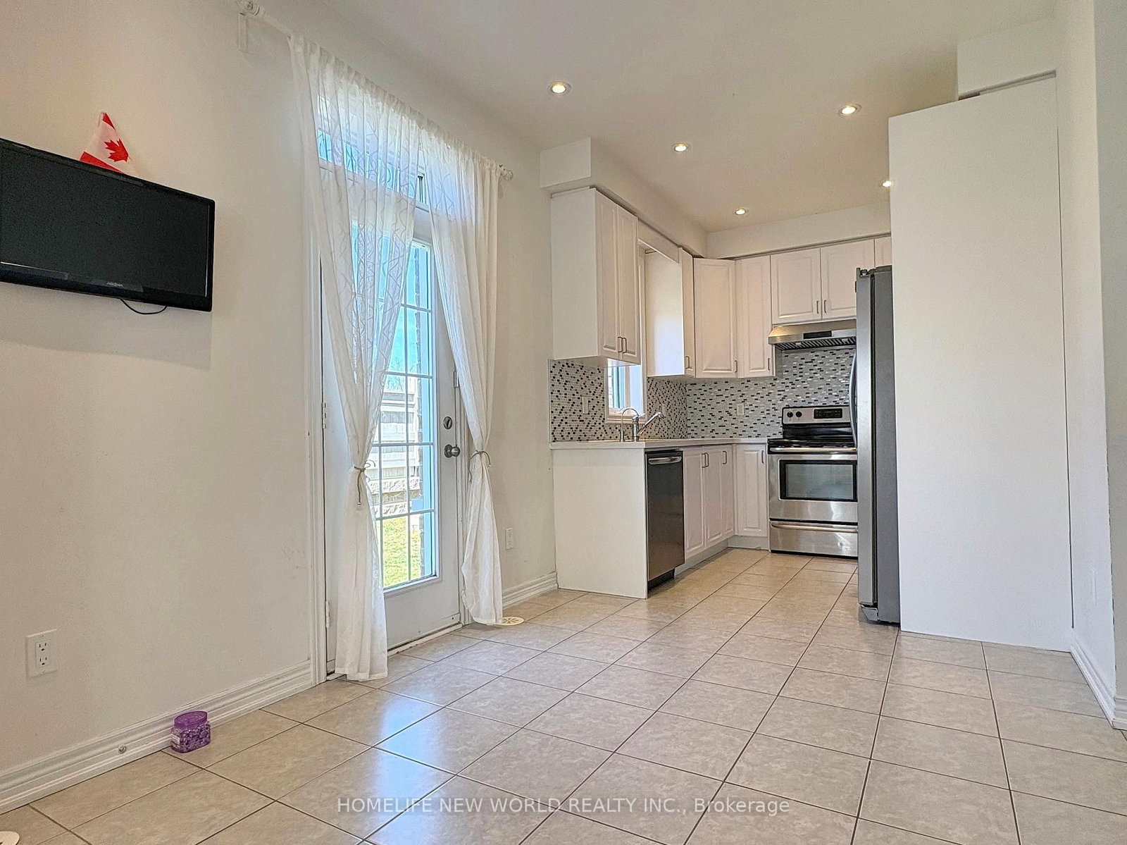 26 Roy Grove Way • #50 • Markham, ON photo 6