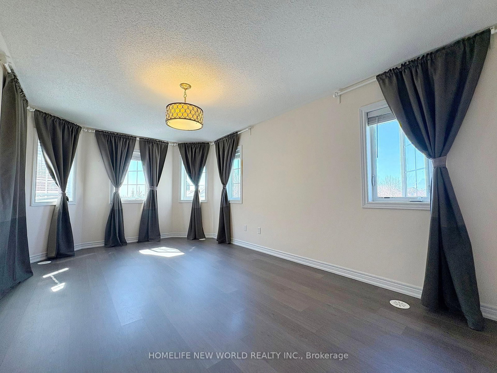 26 Roy Grove Way • #50 • Markham, ON photo 8