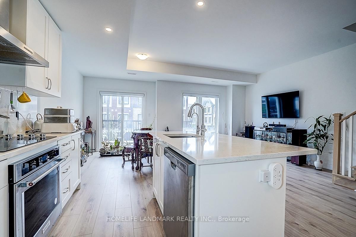 25 Sunbury Lane • Whitchurch-Stouffville, ON photo 21