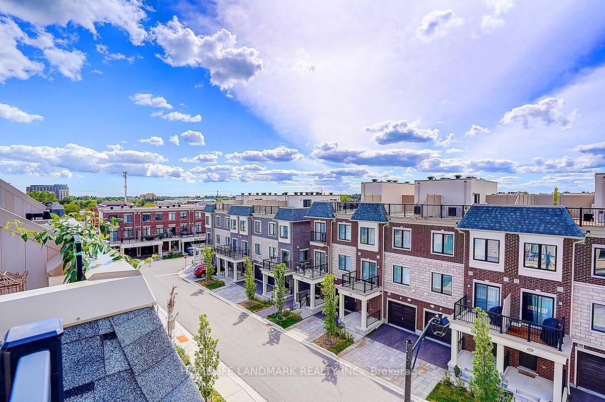 25 Sunbury Lane • Whitchurch-Stouffville, ON photo 46