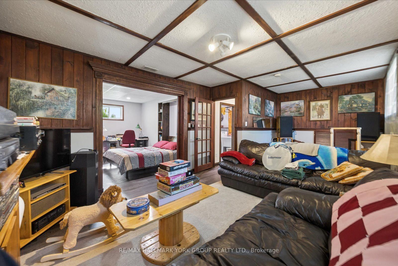 54 North Street • Georgina, ON photo 19