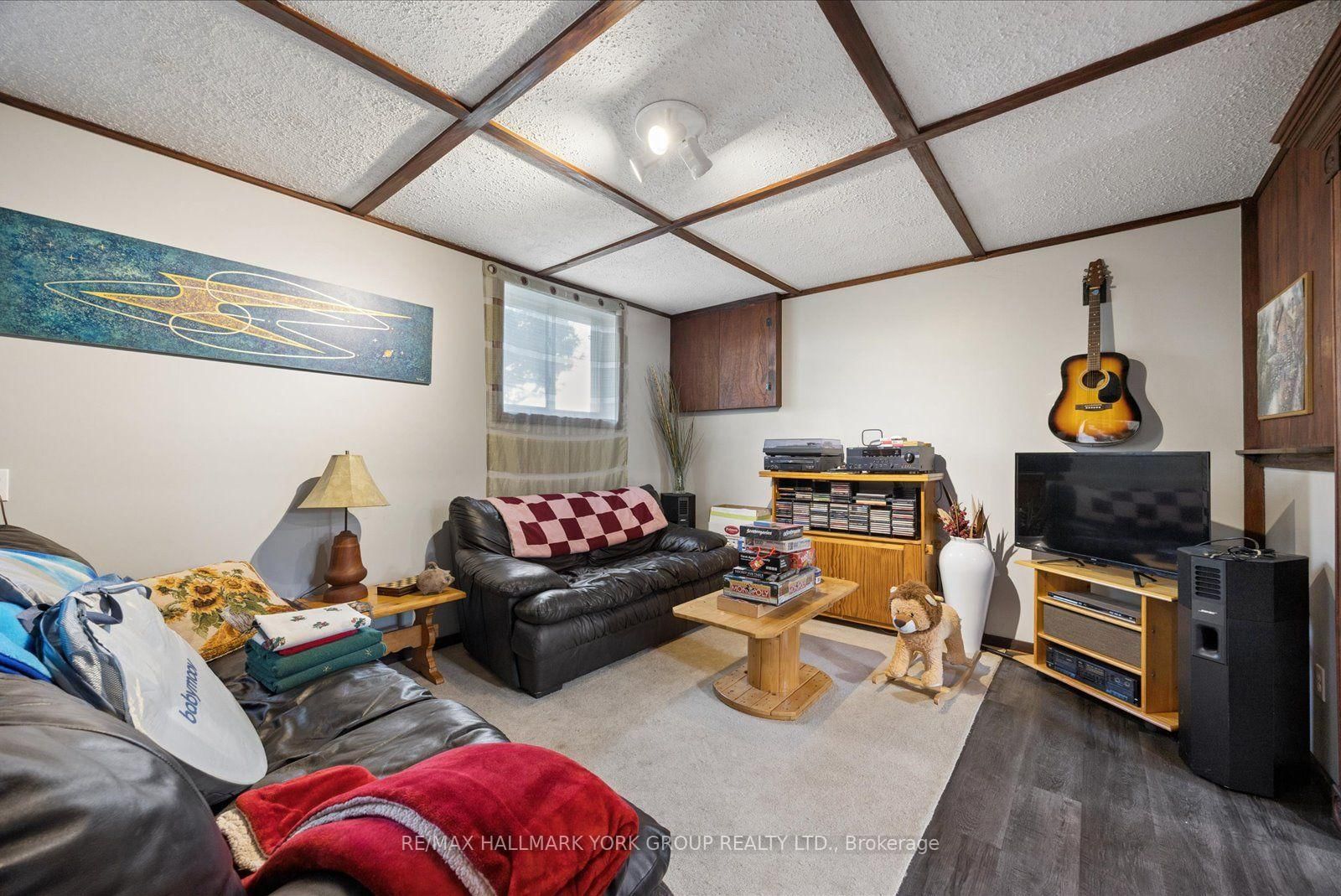 54 North Street • Georgina, ON photo 20
