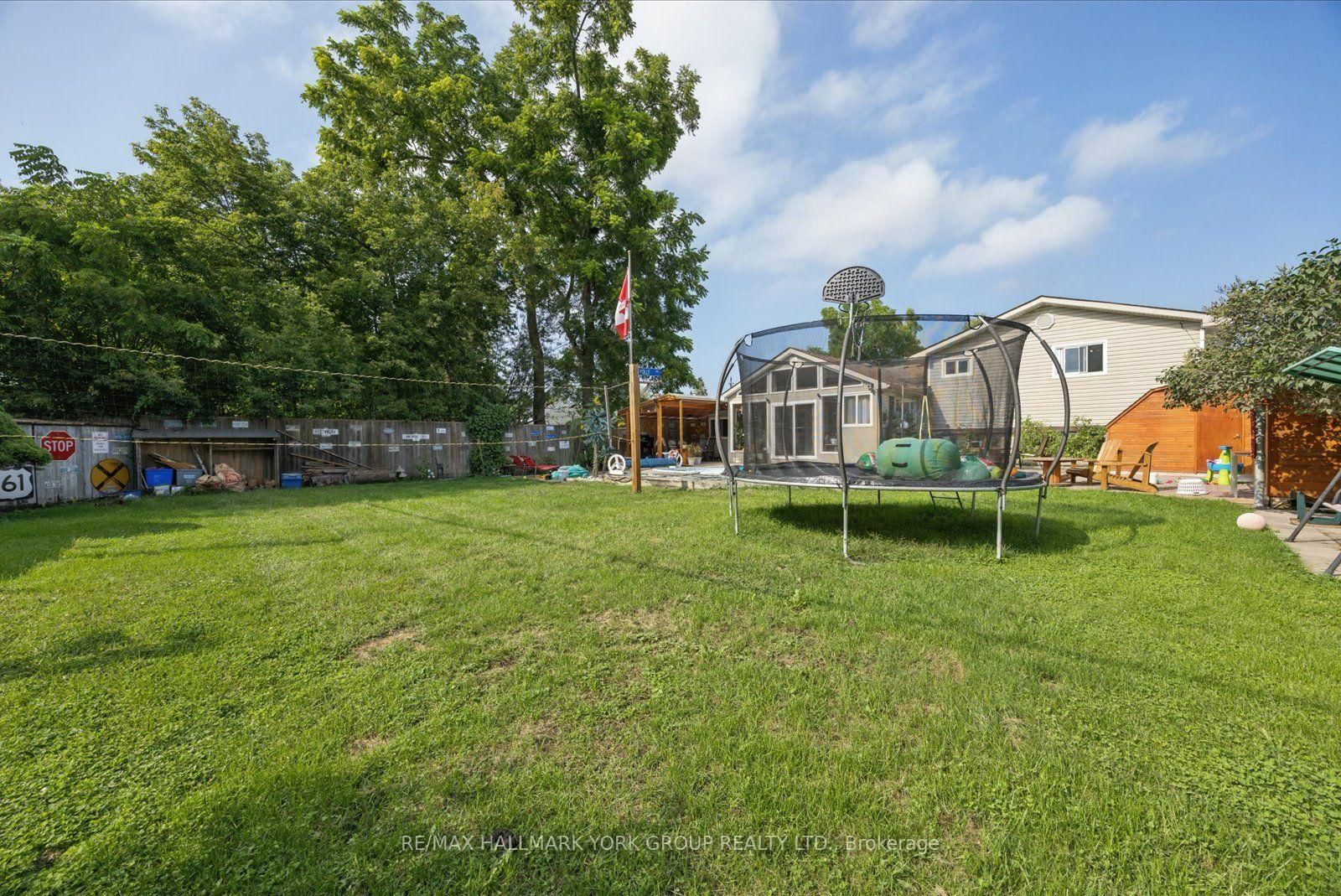 54 North Street • Georgina, ON photo 35